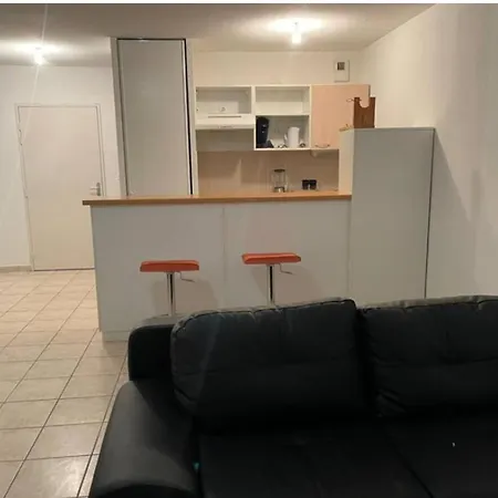 La Pause Larzac-parking Prive-a 20 Min De Millau Apartamento *