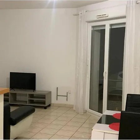 Apartment La Pause Larzac-parking Prive-a 20 Min De Millau La Cavalerie