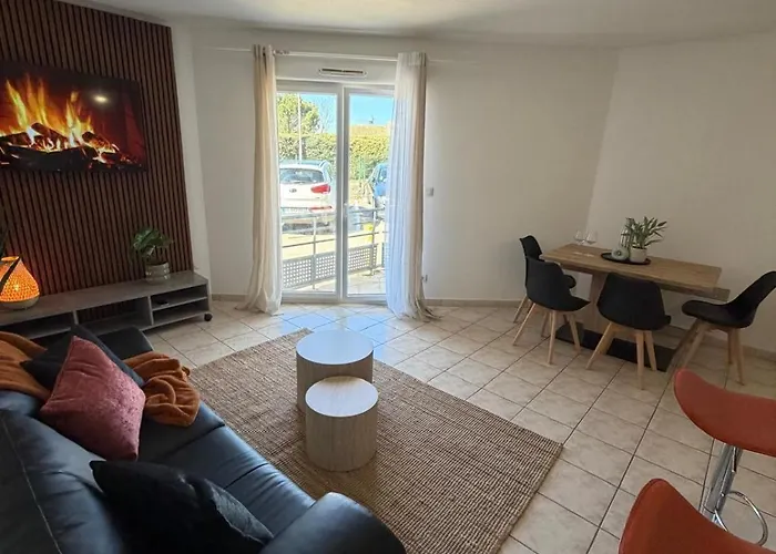 La Pause Larzac-parking Prive-a 20 Min De Millau * La Cavalerie