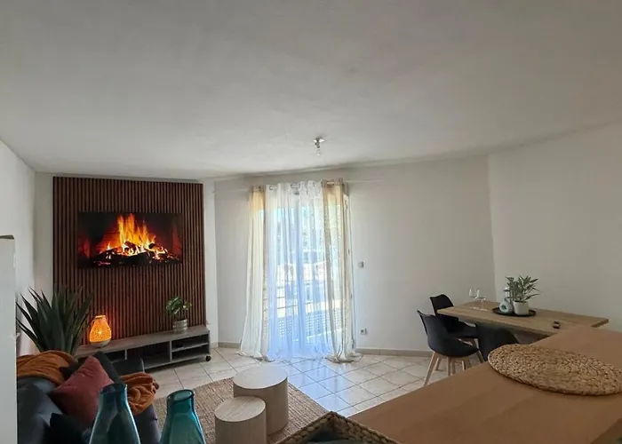 La Pause Larzac-parking Prive-a 20 Min De Millau Daire La Cavalerie